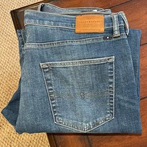 LUCKY BRAND JEANS